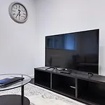 Apartment Spectrum House *