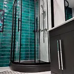 Apartment Spectrum House