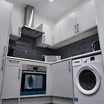 Apartment Spectrum House Bradford (West Yorkshire)
