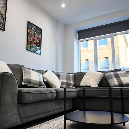 Spectrum House * Bradford (West Yorkshire)