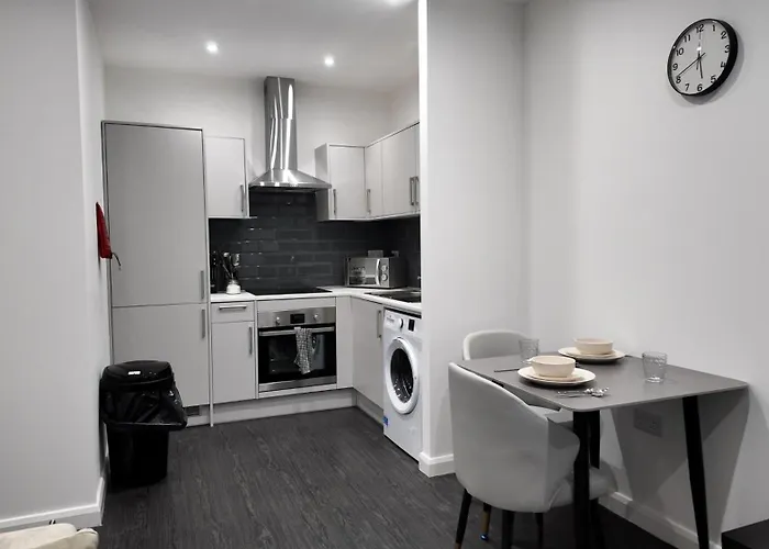 Spectrum House Апартаменты Брадфорд